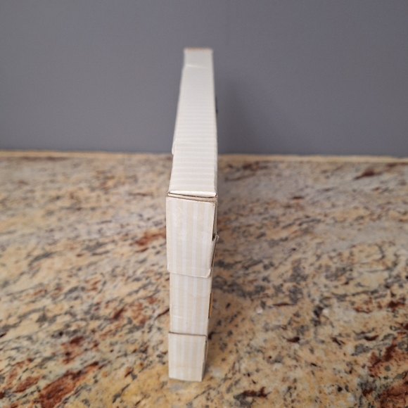 Picture Frame - Picture 3 of 4